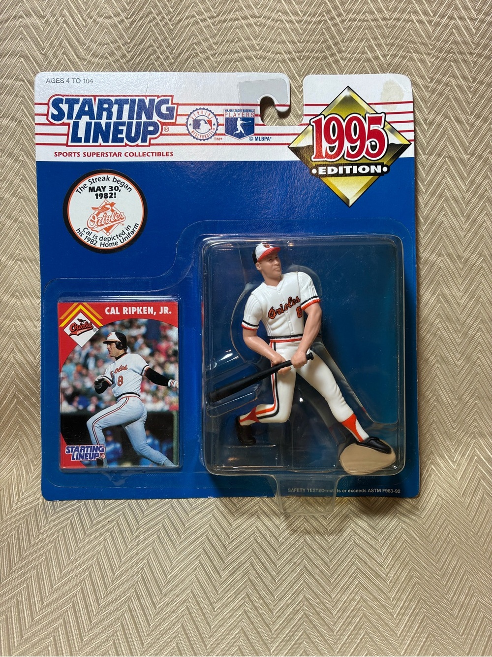 Cal Ripken Jr.  Starting Lineup 1995 Figure - Orioles